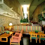 Hotel De