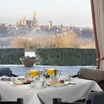 Hotel De