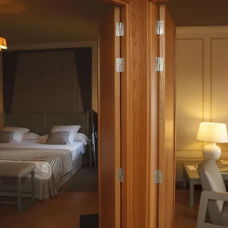 De 4* Ségovie