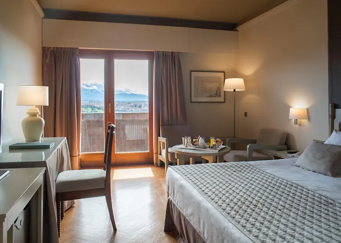 파라도르 데 호텔 4*